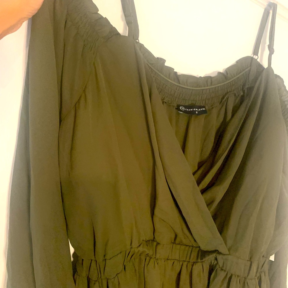NWT beautiful green sheer top
